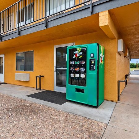 Americas Best Value Inn Стилуотър Екстериор снимка
