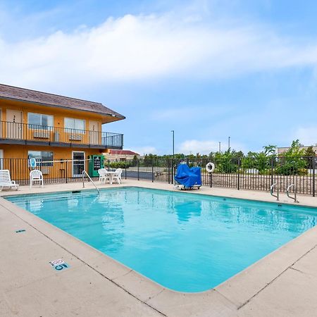 Americas Best Value Inn Стилуотър Екстериор снимка