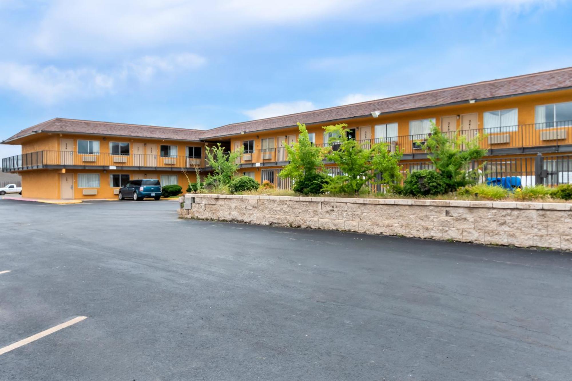 Americas Best Value Inn Стилуотър Екстериор снимка