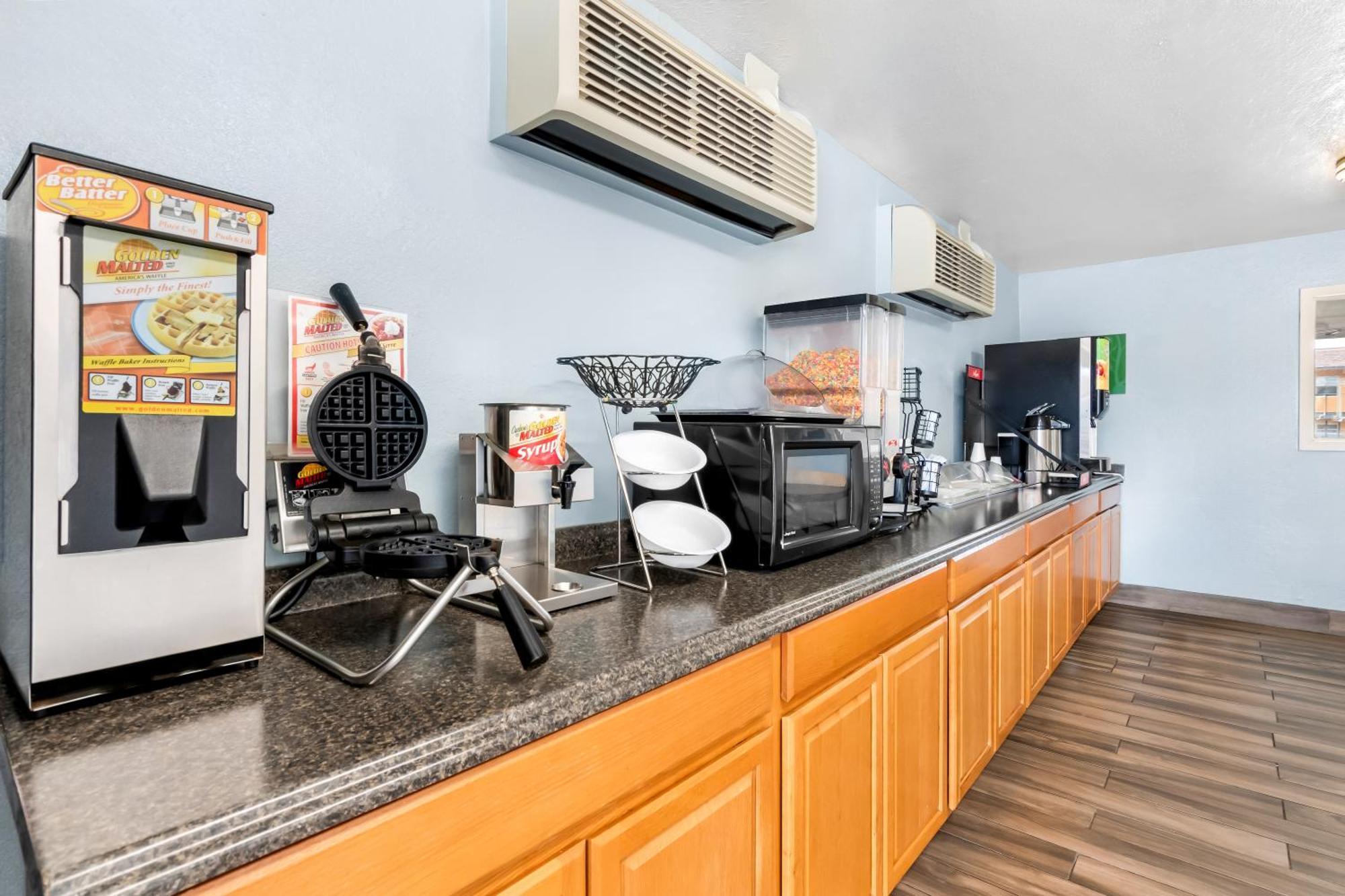 Americas Best Value Inn Стилуотър Екстериор снимка