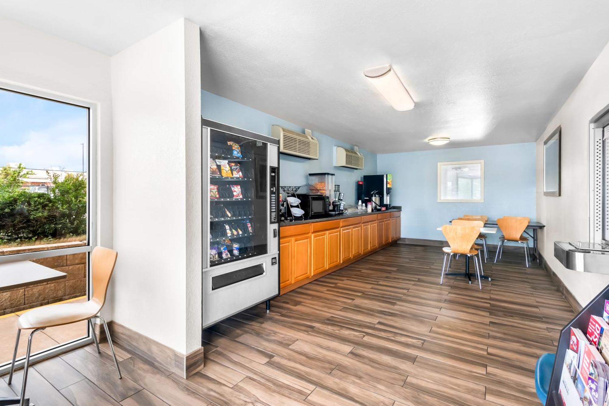 Americas Best Value Inn Стилуотър Екстериор снимка