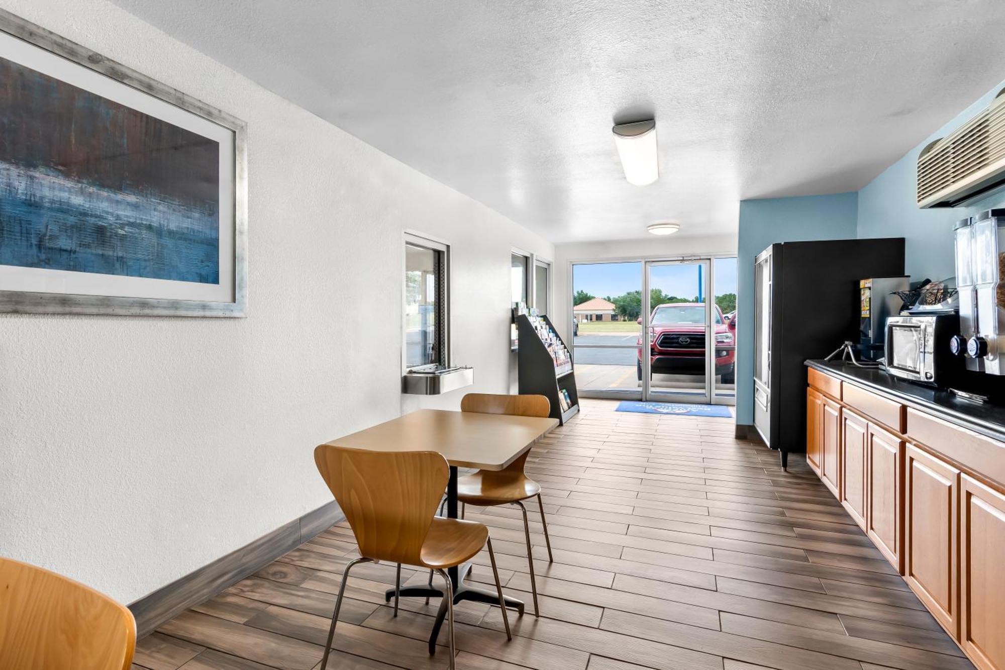 Americas Best Value Inn Стилуотър Екстериор снимка
