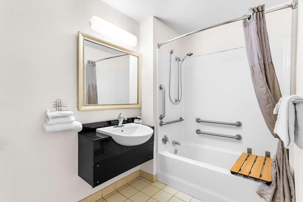 Americas Best Value Inn Стилуотър Стая снимка